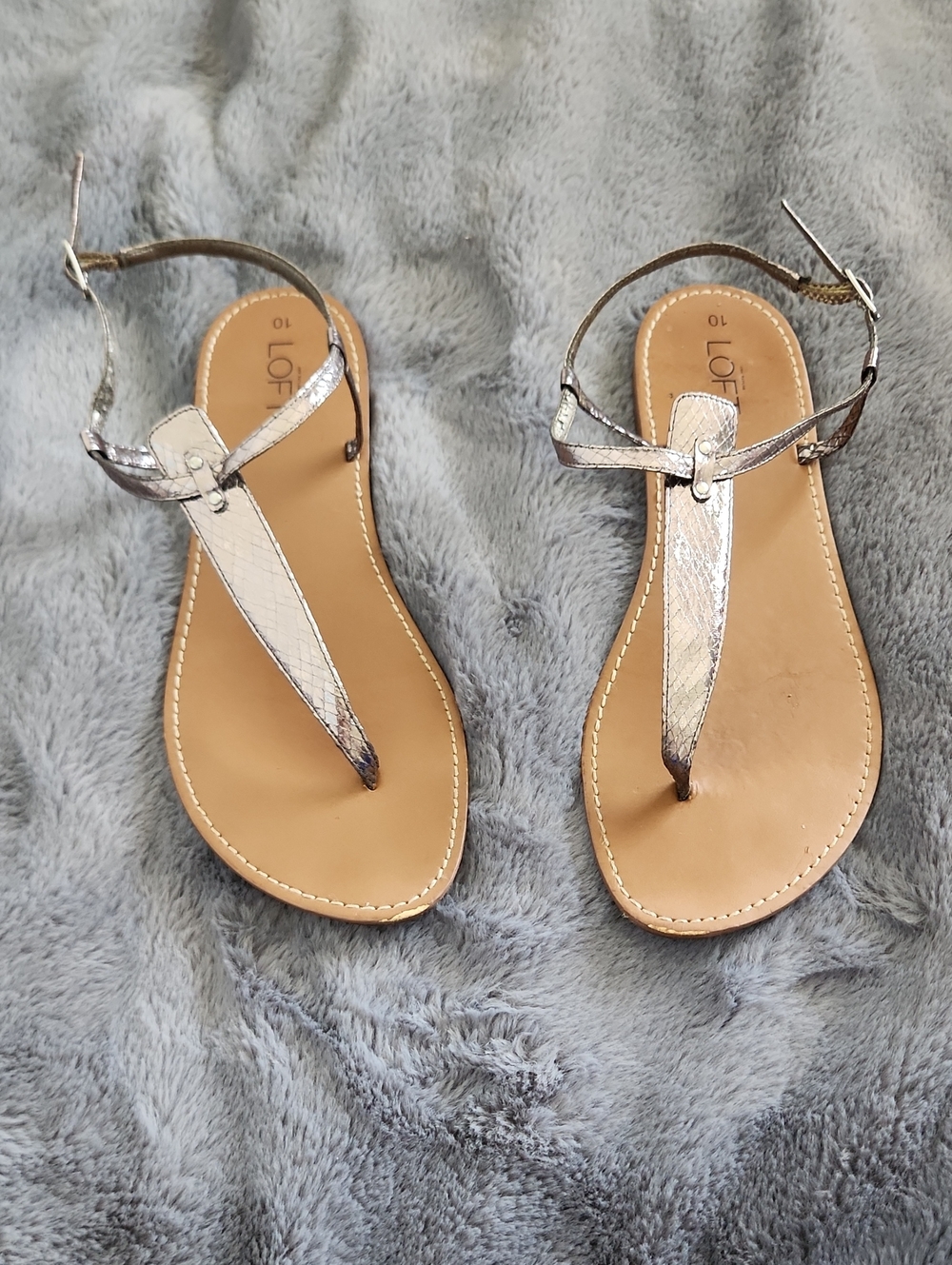 Ann Talor LOFT Metallic Silver T-Strap Sandals with Tan Footbed